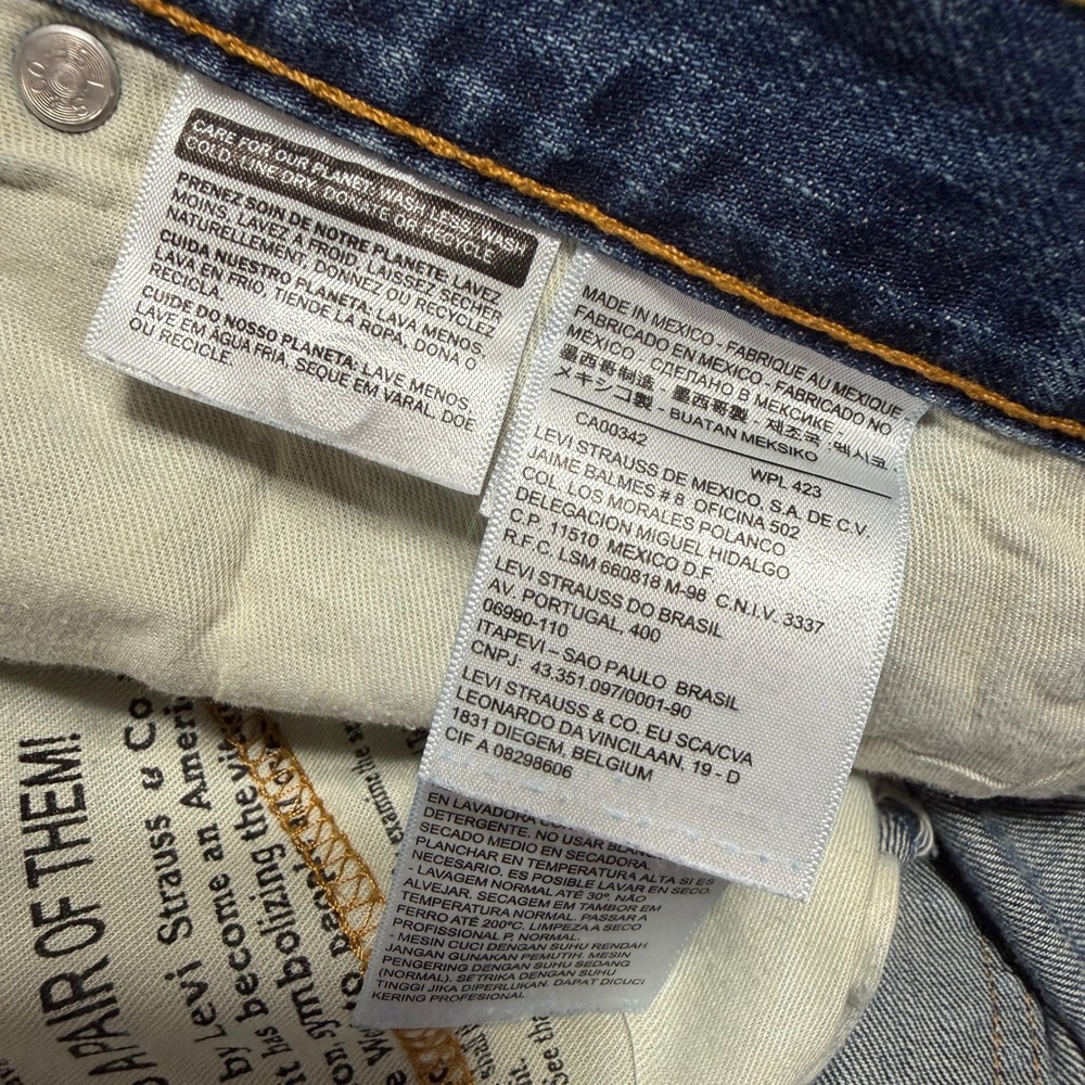 Levis 501 Original Fit Distressed Jeans Mens 36x32 Medium Wash Straight Leg - Picture 5 of 10